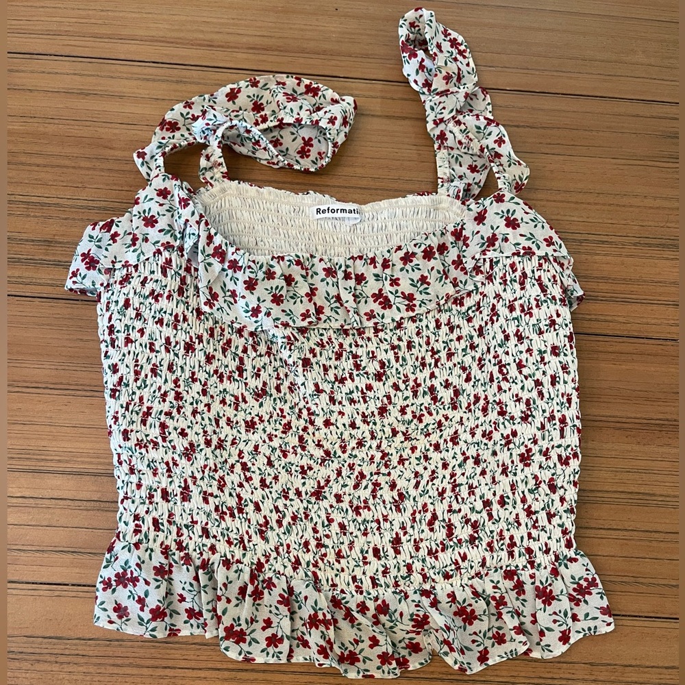 Reformation top, size small, super flattering, like new!